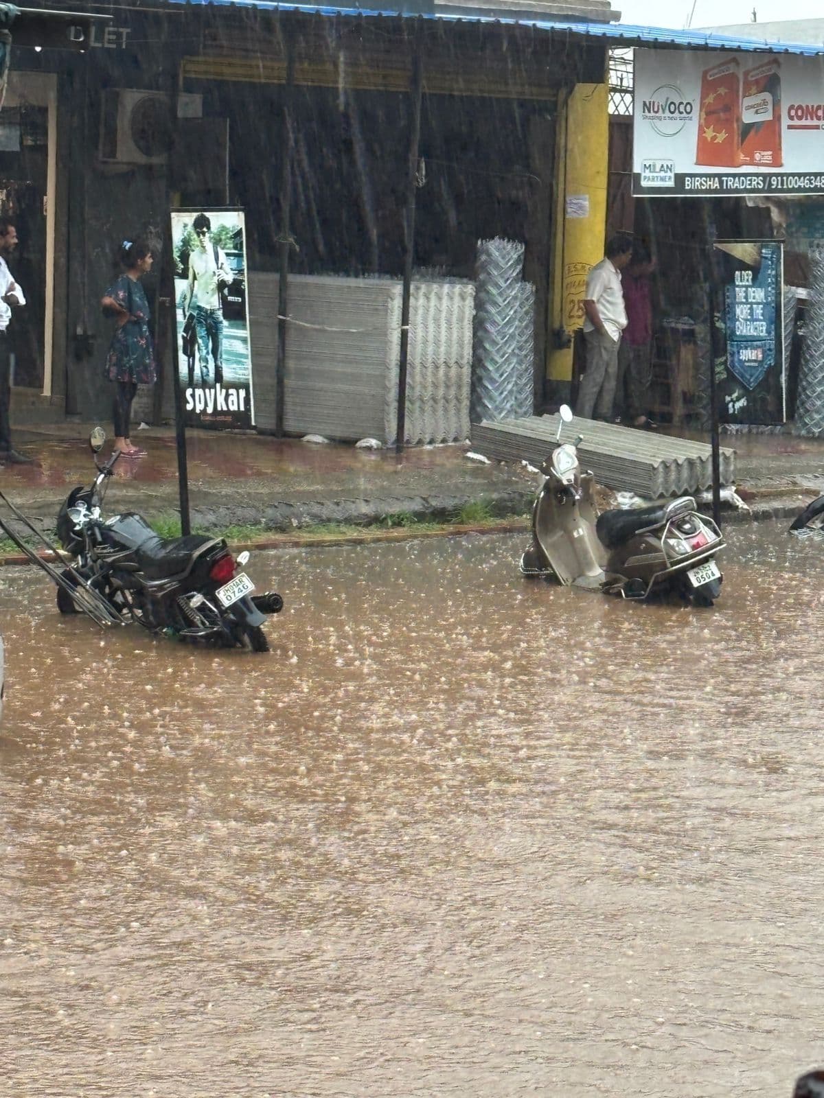 खूंटी में झमाझम बारिश से मौसम हुआ सुहाना
