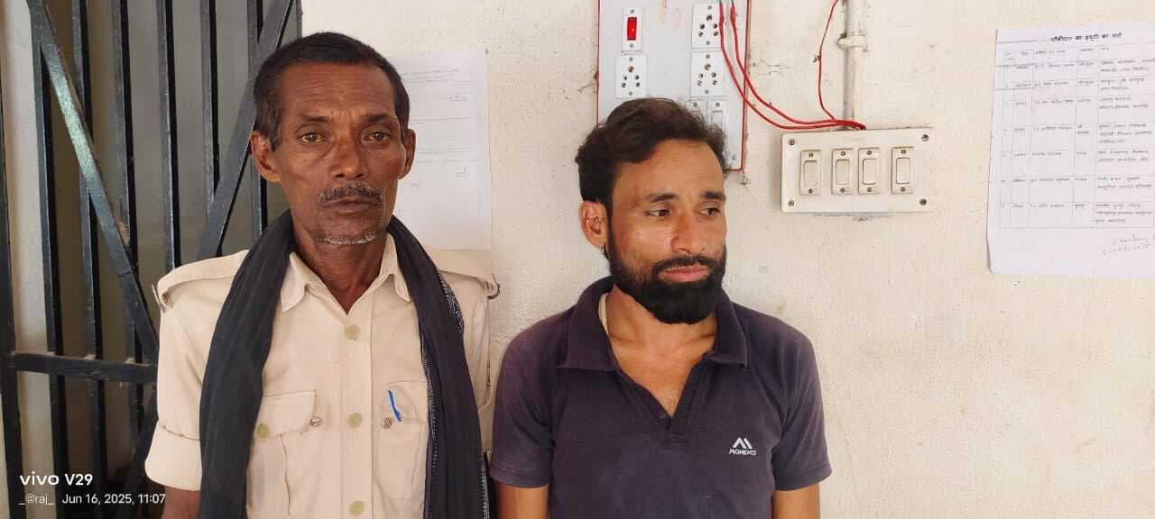 मोबाइल चोरी के आरोप में युवक गिरफ्तार