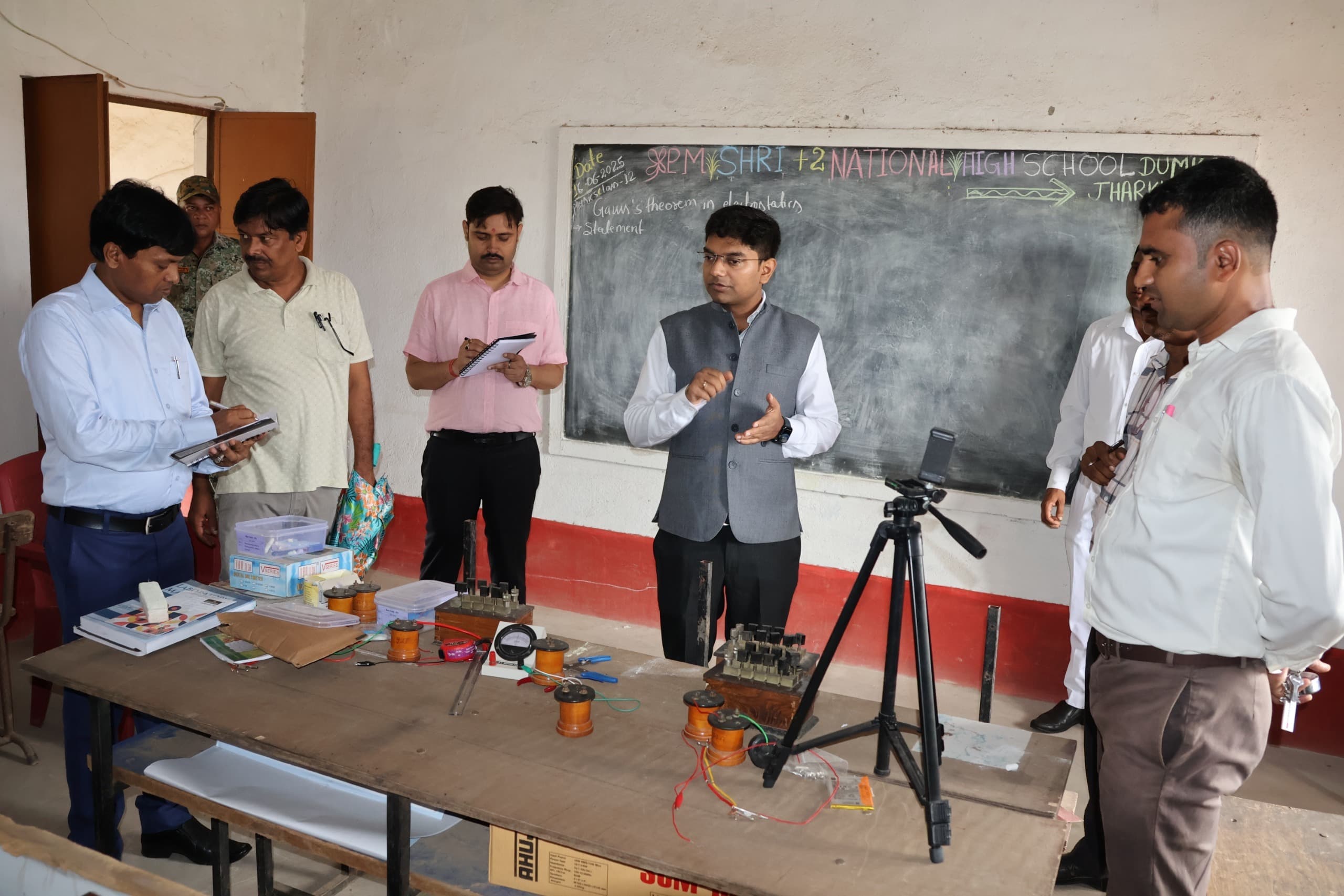 छात्रवृति भुगतान नहीं होने की शिकायत पर डीसी ने दिया जांच का आदेश