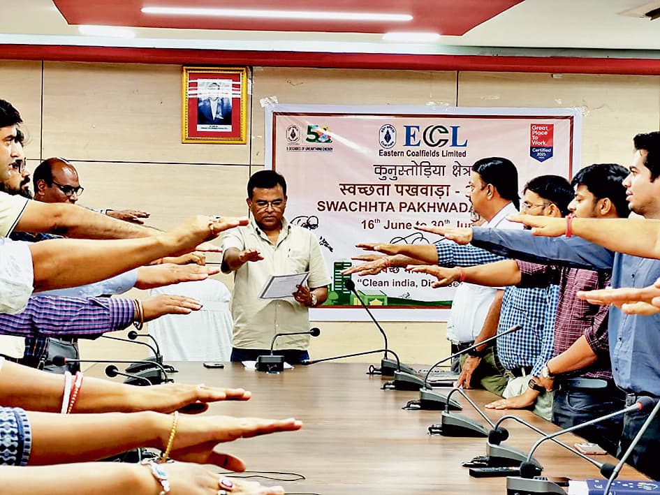 इसीएल कुनुस्तोड़िया क्षेत्र में स्वच्छता पखवाड़े की शुरुआत