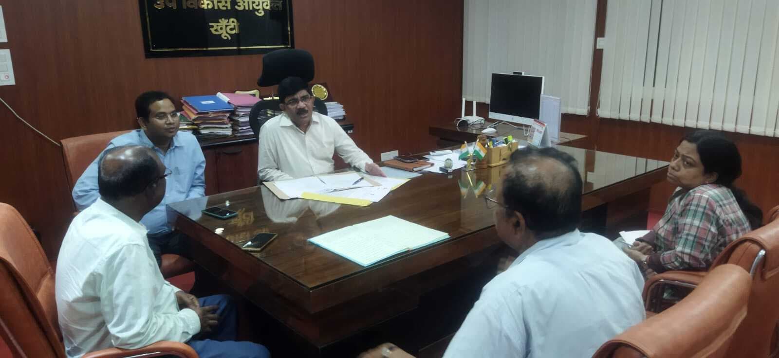 ओके ::: योग दिवस मनाने की जिला प्रशासन ने की तैयारी