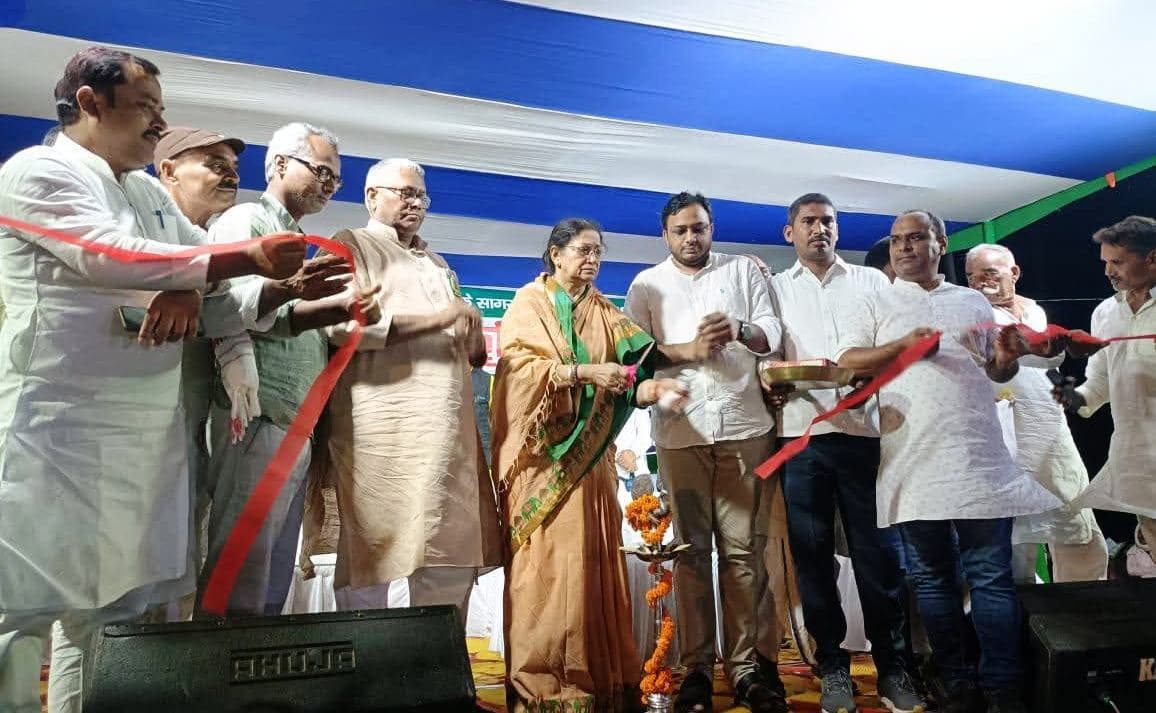 सागरपुर में शहीद स्मारक का हुआ अनावरण