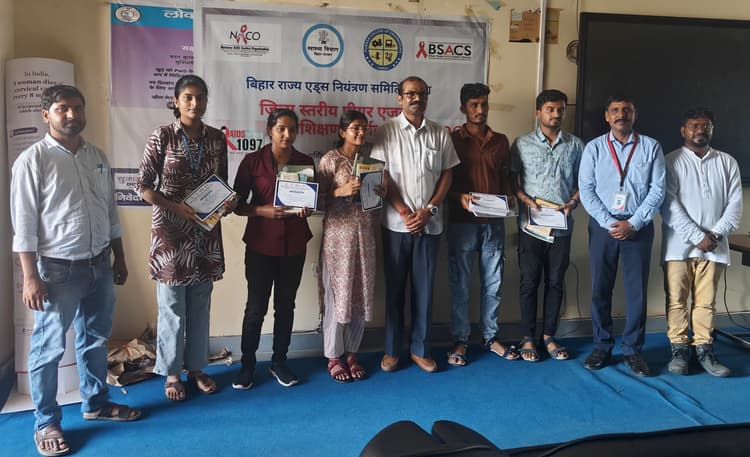 पूर्णिया अभियंत्रण महाविद्यालय  में हुआ जिलास्तरीय पीयर एजुकेटर प्रशिक्षण