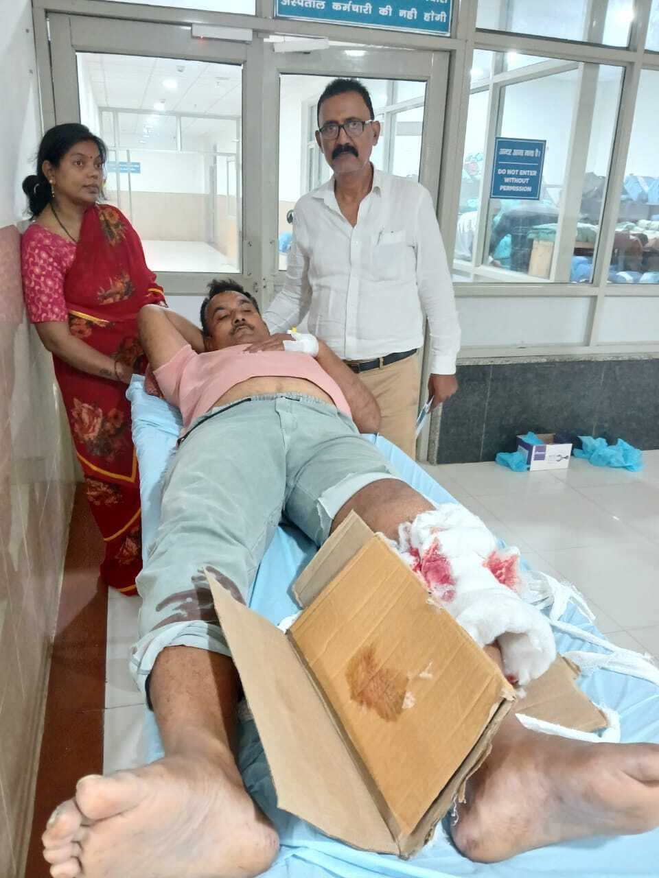 टेंपो ने बाइक चालक भाजपा नेता को मारी टक्कर, रेफर