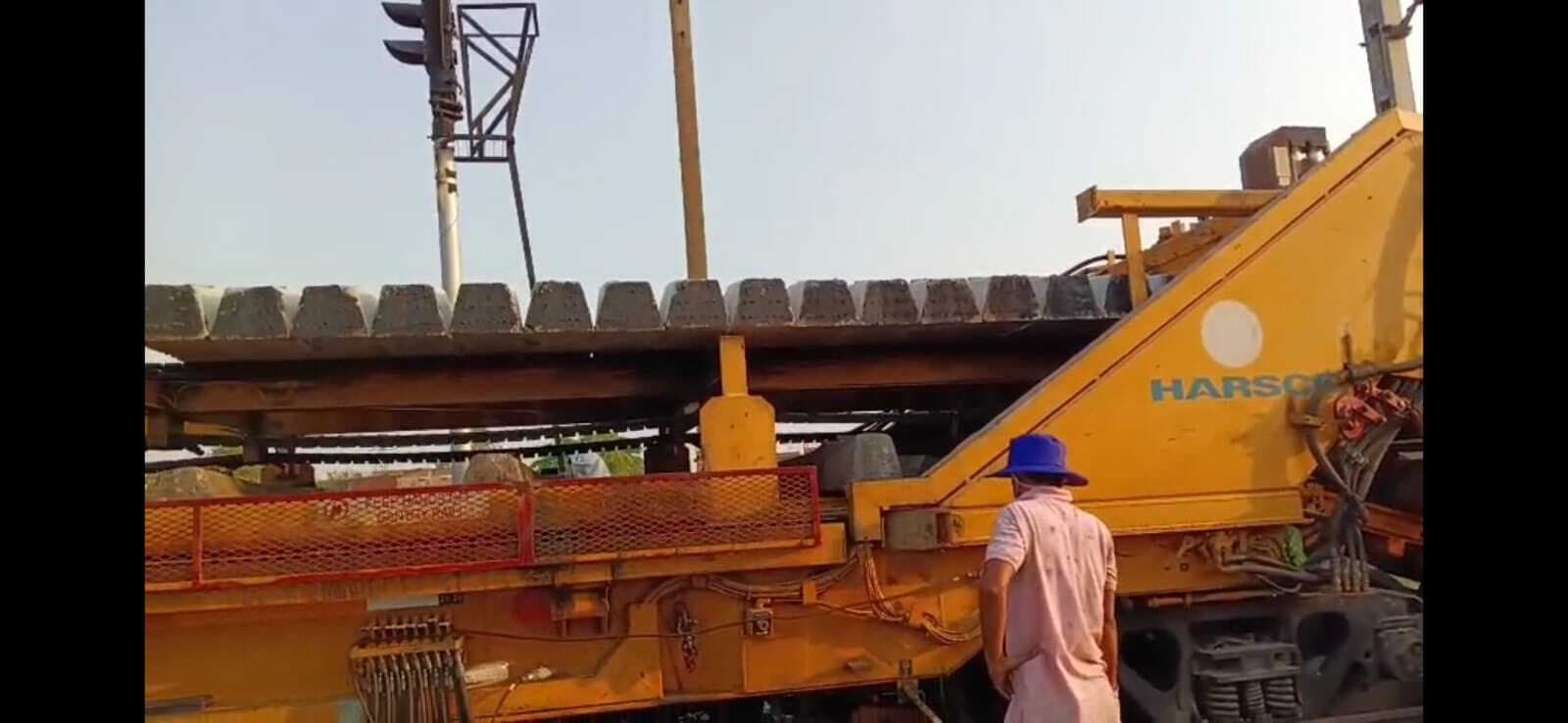 मानपुर से गया के बीच मेगा ब्लॉक लेकर किया गया काम