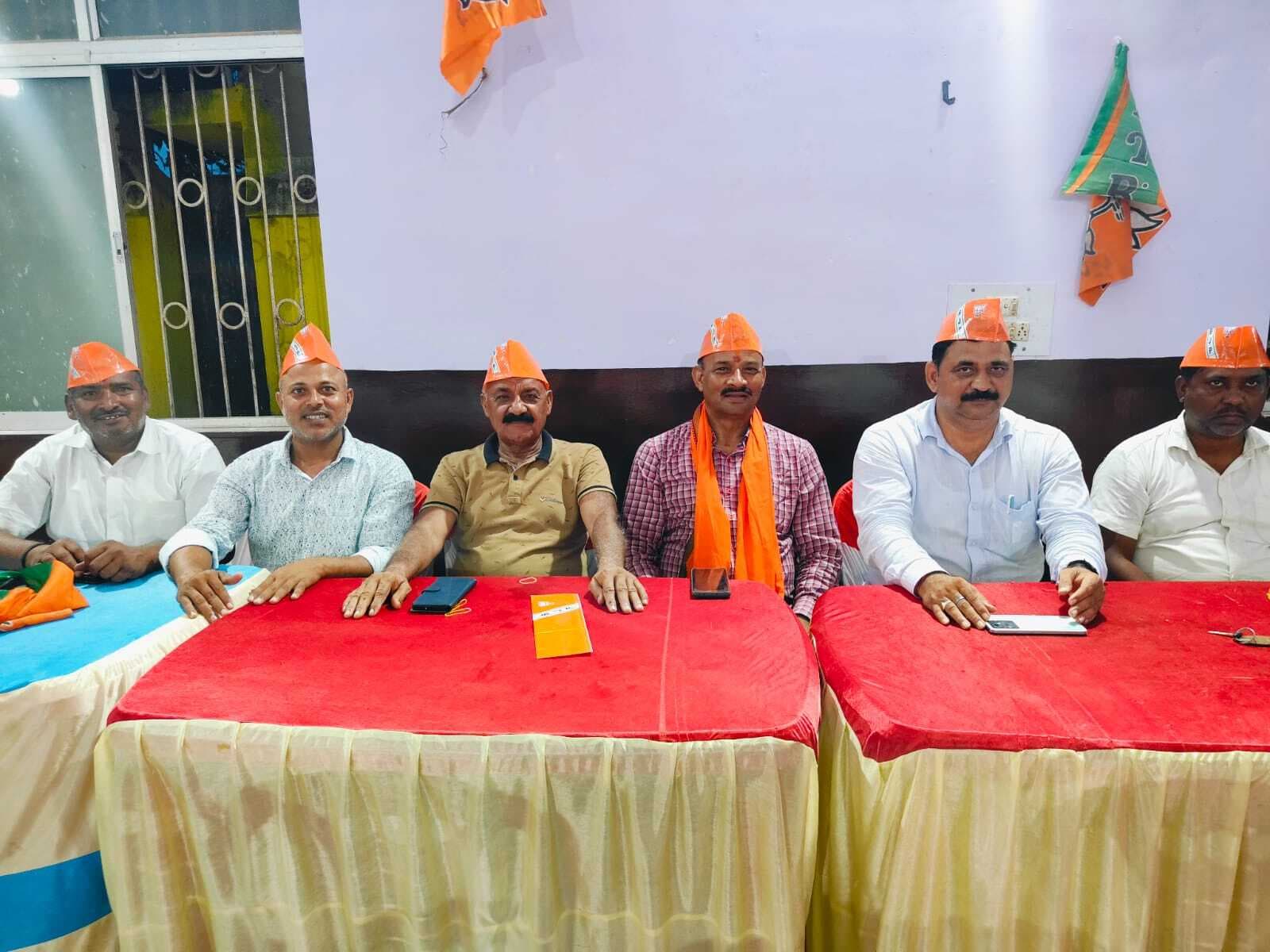 केंद्र सरकार की 11 साल की उपलब्धियां गिनायी