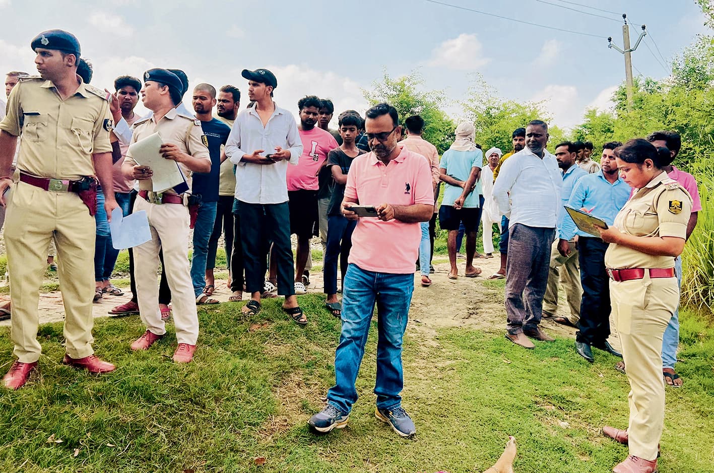 Gopalganj News  : श्रीपुर में ससुराल वालों ने महिला को रस्सी से गला घोंट कर मार डाला, पति गिरफ्तार