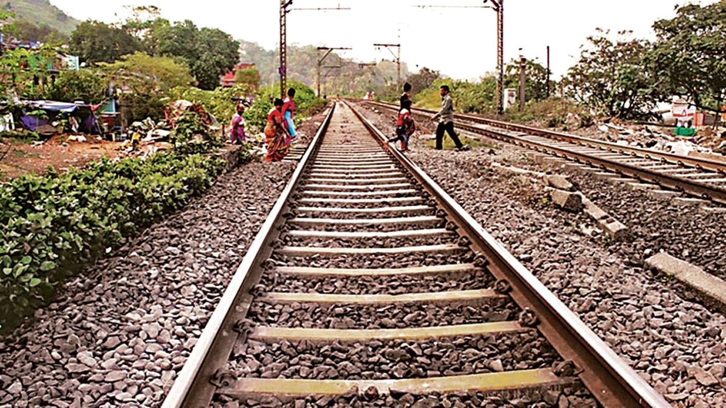 Gaya News : डीडीयू-गया-धनबाद रेलखंड पर जुलाई में हो सकता है दूसरा ट्रायल