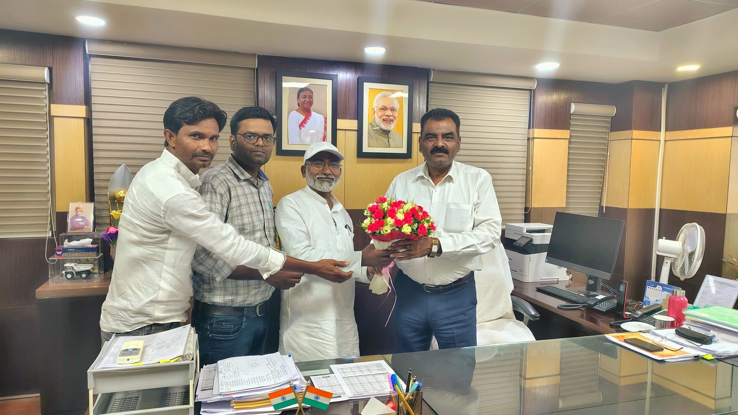 Bokaro News : सीसीएल सीएमडी से मिला समिति का प्रतिनिधिमंडल