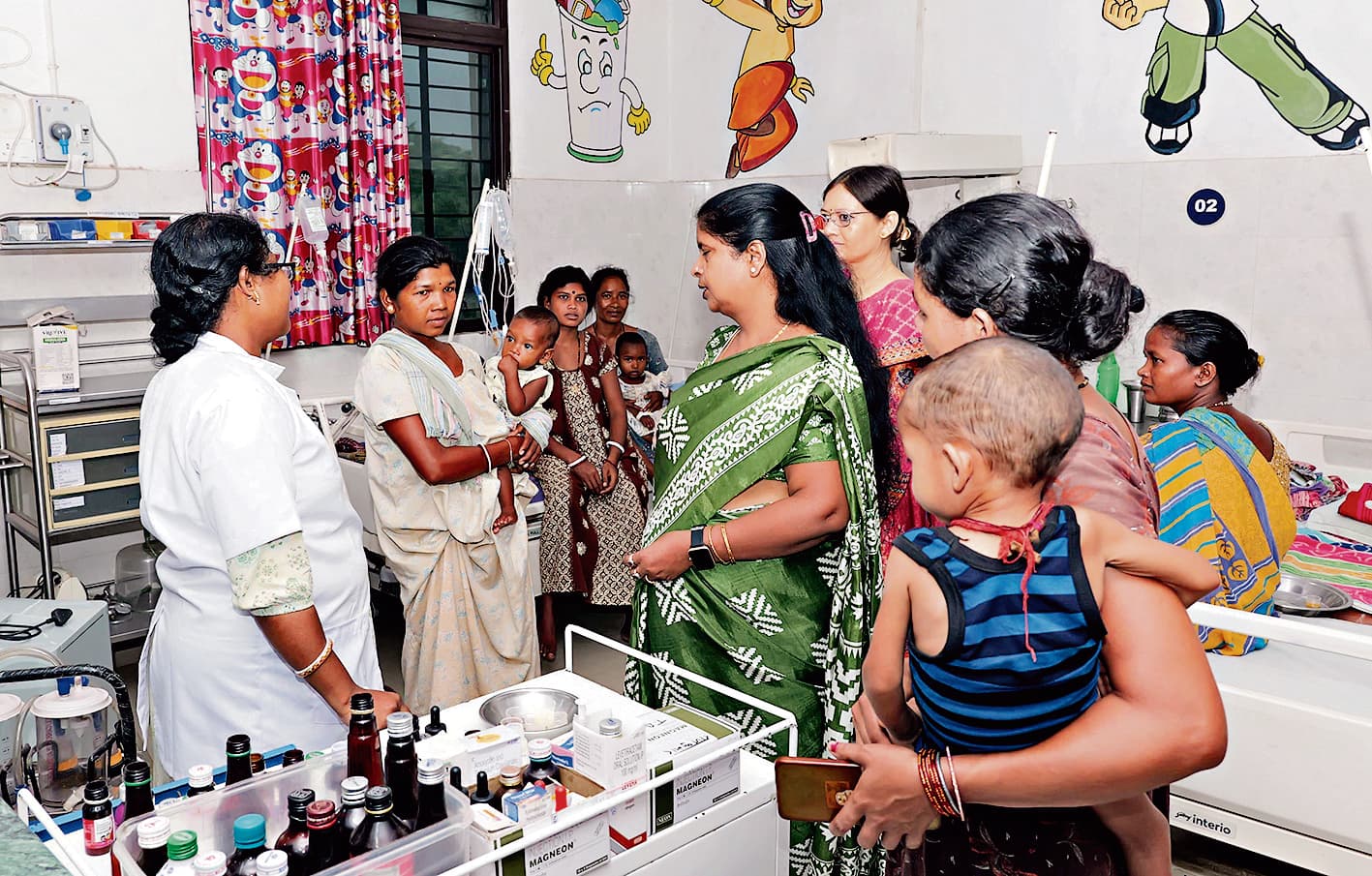 Chaibasa News : गुणवत्ता जांच कर बच्चों को भोजन दें : शबनम परवीन