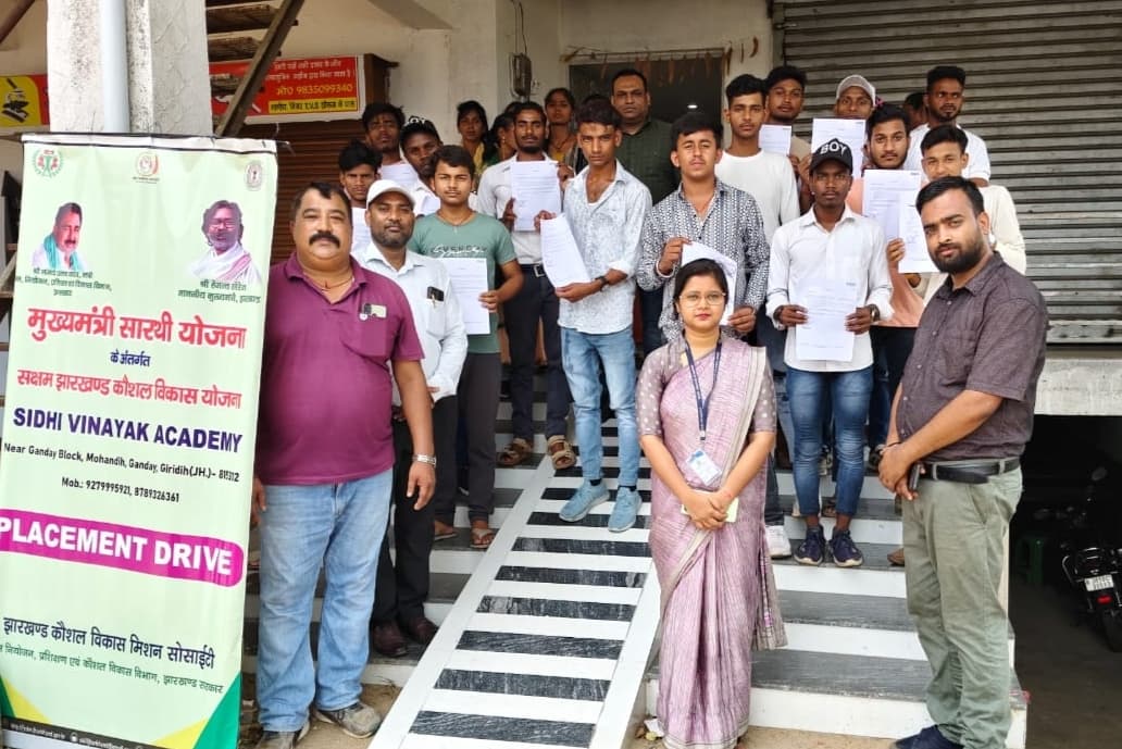 Chief Minister Sarathi Yojana: मुख्यमंत्री सारथी योजना : 55 युवक-युवतियों को मिला रोजगार