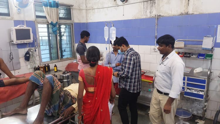 जमीन के विवाद में वृद्ध ने खाया जहरीला पदार्थ, अस्पताल में भर्ती