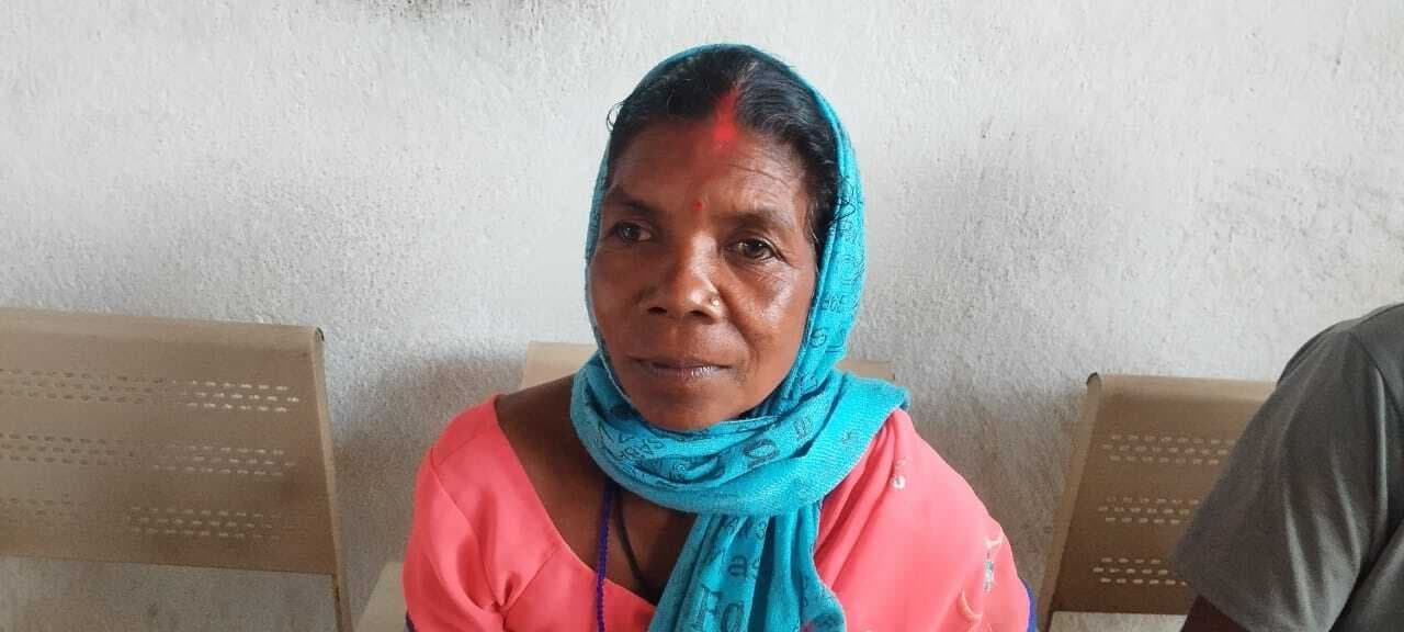 महिला ने लगाया 65 हजार की अवैध निकासी का आरोप