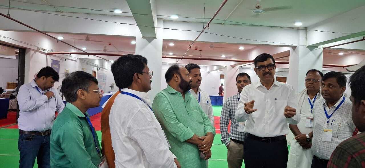 ईवीएम व वीवीपीएटी की जांच प्रक्रिया शुरू