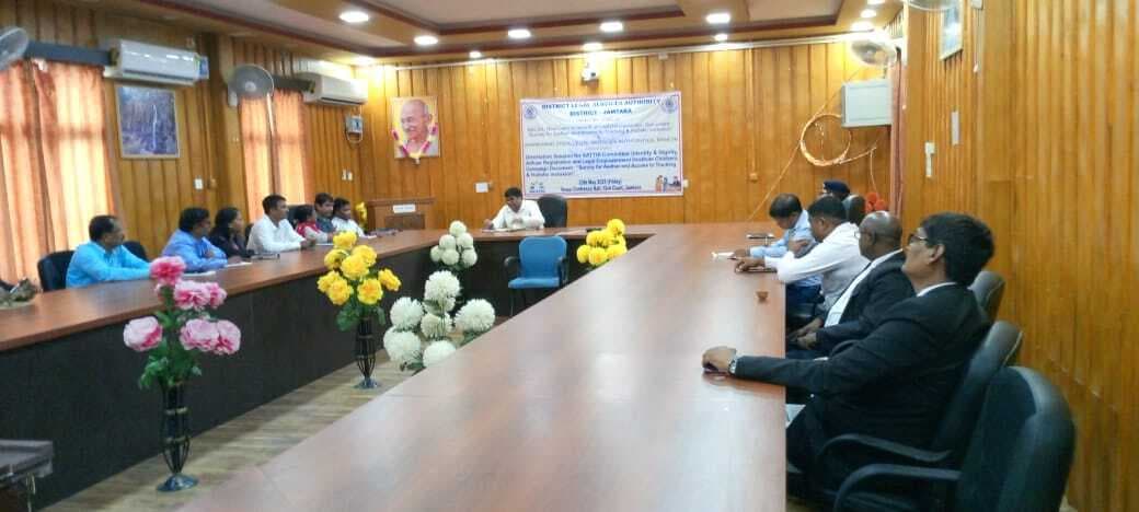 निराश्रित बच्चों को दें कानूनी सहायता का लाभ : सचिव