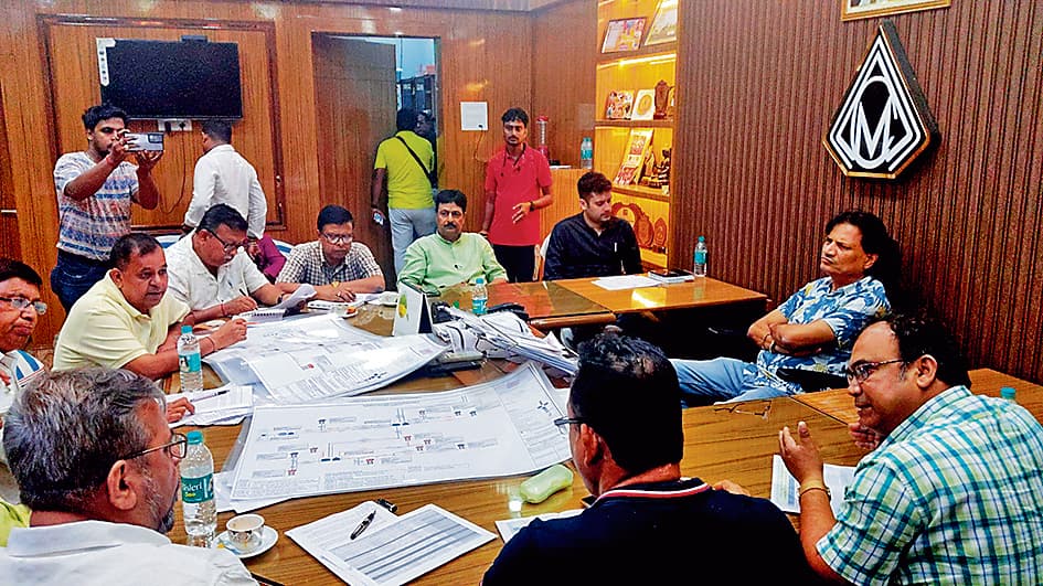 आसनसोल निगम में जल परियोजना को लेकर बैठक