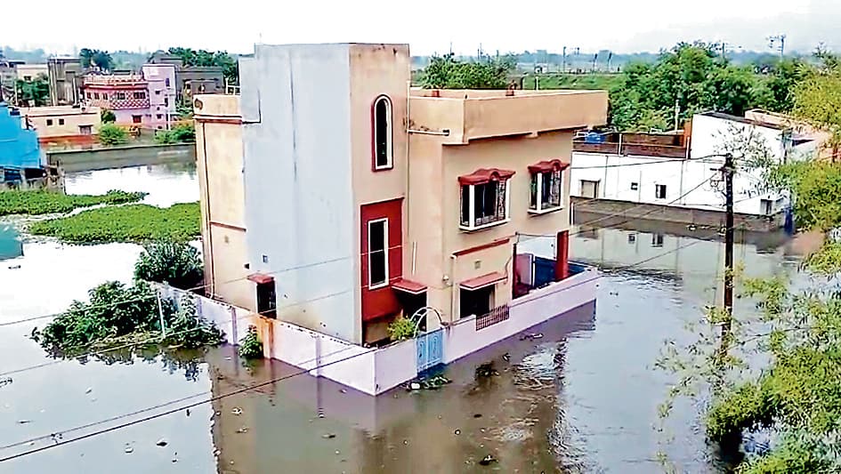 पुुरुलिया में बारिश से कई क्षेत्रों में जलजमाव