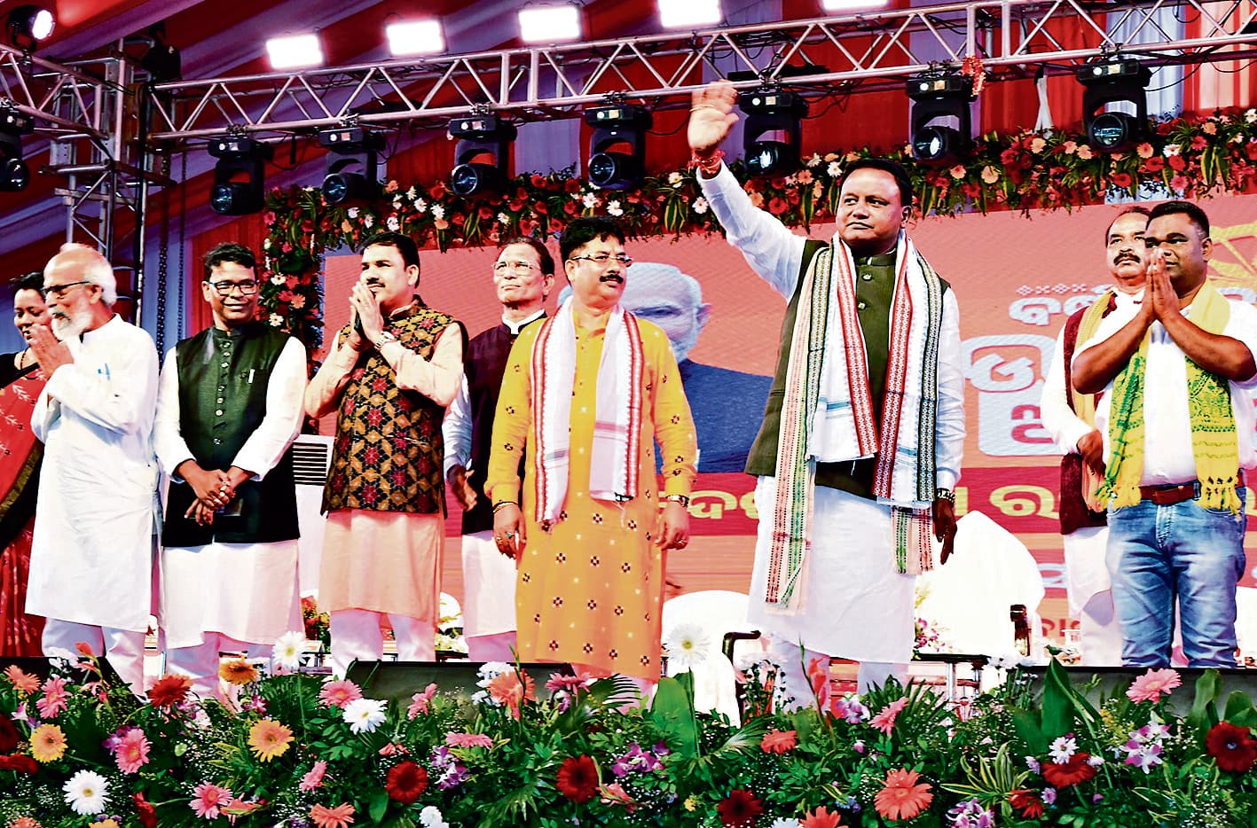 Bhubaneswar News: जनजातीय कल्याण के लिए डबल इंजन सरकार प्रतिबद्ध : मोहन चरण माझी