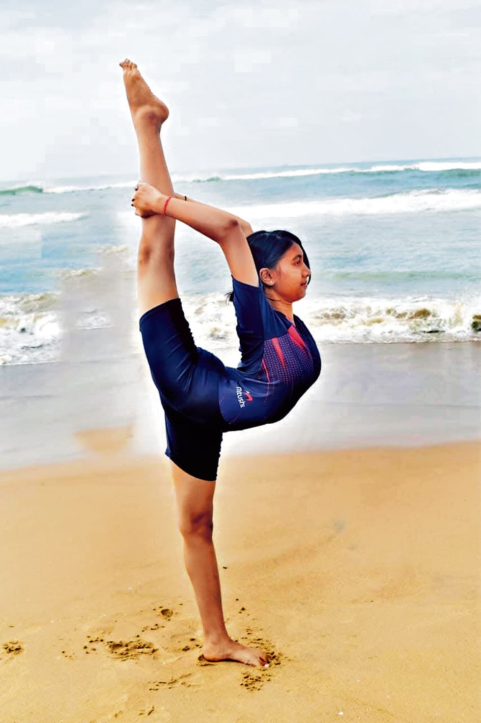 Ranchi News : दवाओं की निर्भरता घटाने में पहला कदम योग