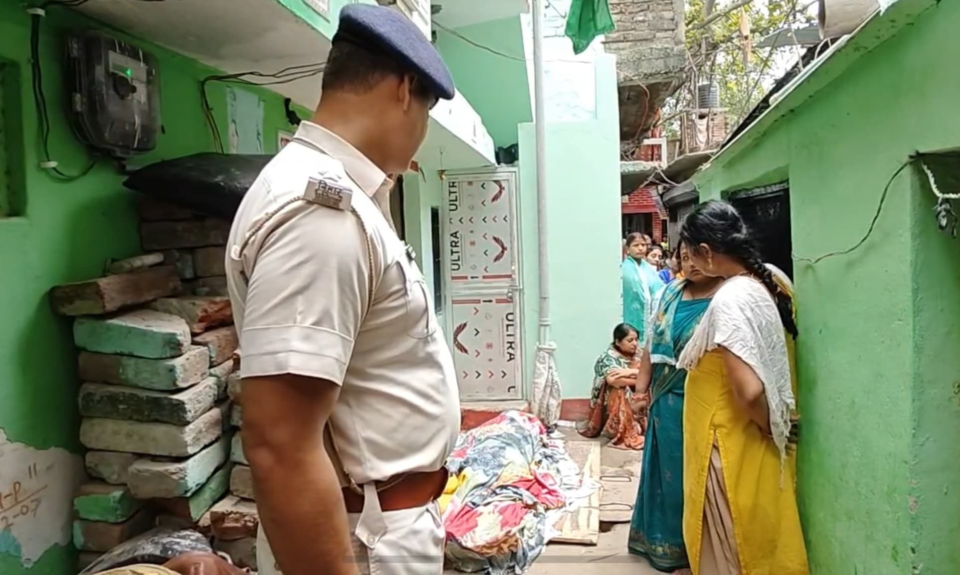 Patna News : पति और दो बेटों की मौत के बाद सदमे में महिला ने की आत्महत्या