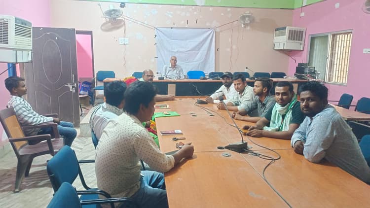 Samastipur : लापरवाह कर्मियों पर कार्रवाई का निर्देश