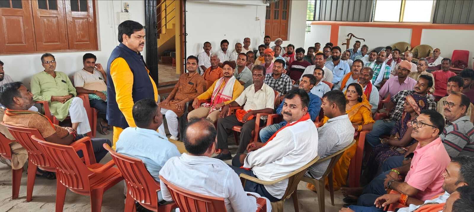 सीवान रैली की तैयारी बैकुंठपुर विस क्षेत्र में पूरी : मिथिलेश तिवारी