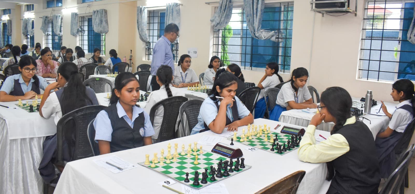 jamshedpur cisce zonal chess:   सारा जैन, विदुषी मुंशी, प्रज्ञा भारद्वाज ने जीता खिताब