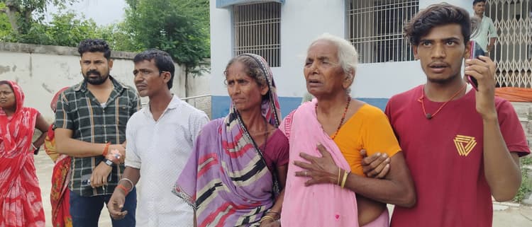 मिट्टी खनन के दौरान ट्रैक्टर पलटने से चालक की हुई मौत