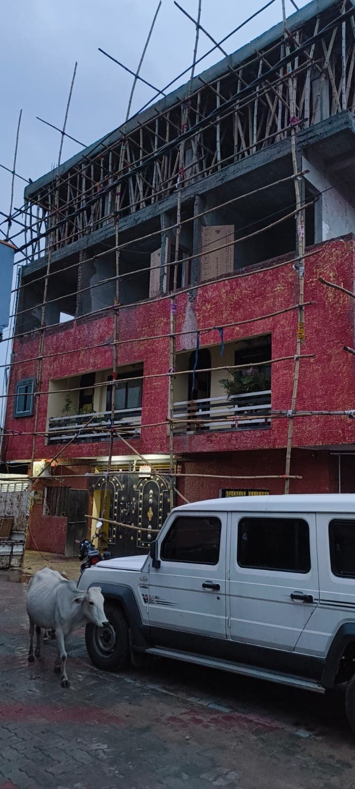 Bokaro News : जरीडीह में अवैध आर्म्स फैक्ट्री का भंडाफोड़, 12 पिस्टल व अर्धनिर्मित हथियार बरामद, दो गिरफ्तार