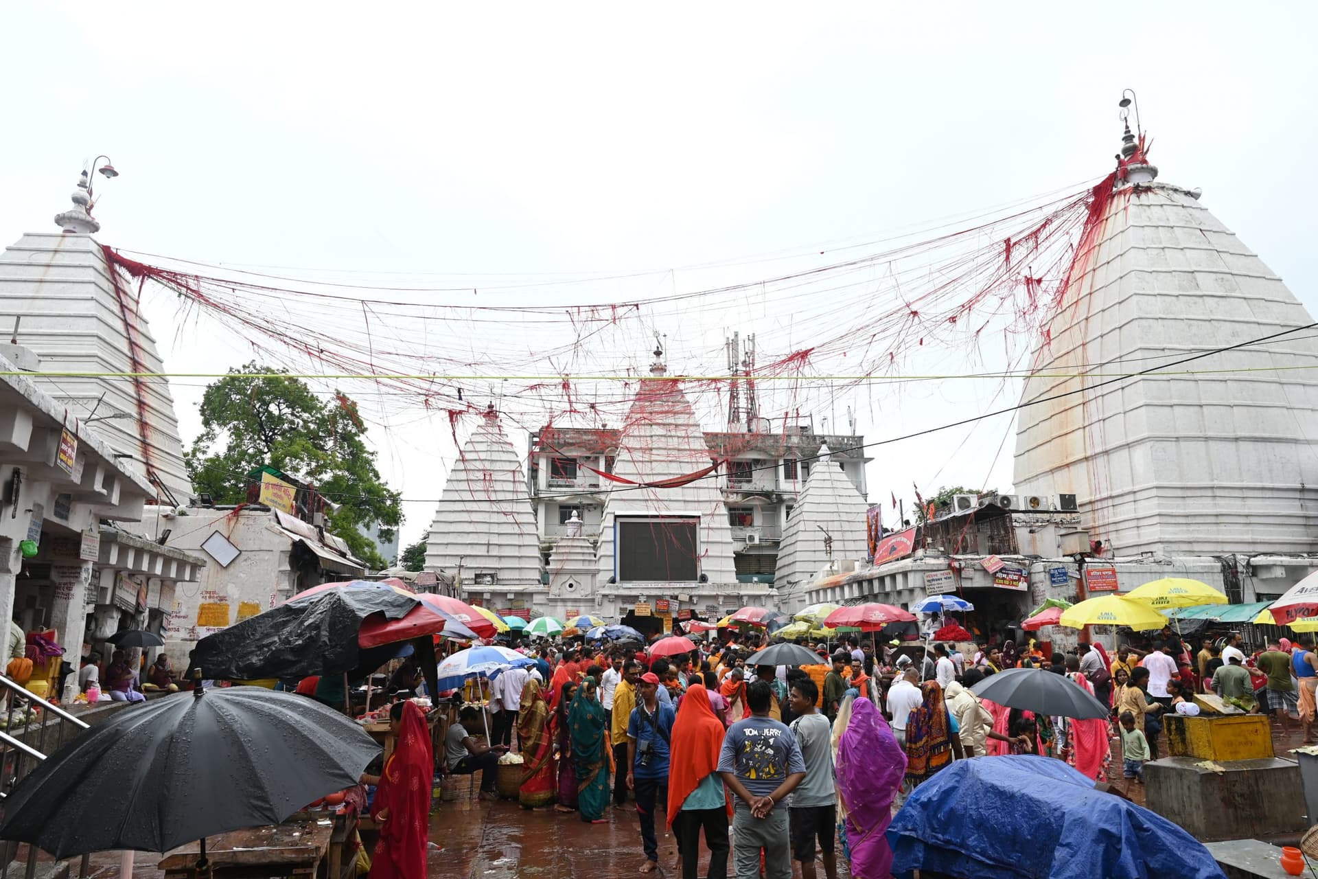 Deoghar News : श्रावणी मेले में रहेगी हाइटेक सुरक्षा व्यवस्था, आठ कोषांग व कंट्रोल रूम का गठन