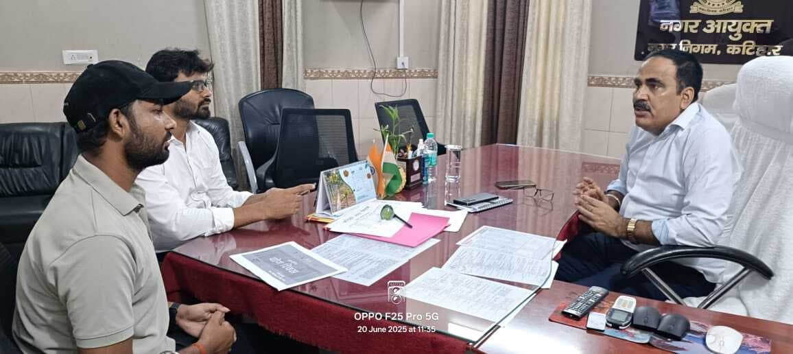 निगम की ओर से सफाई कर्मचारियों को कराया जायेगा योगाभ्यास