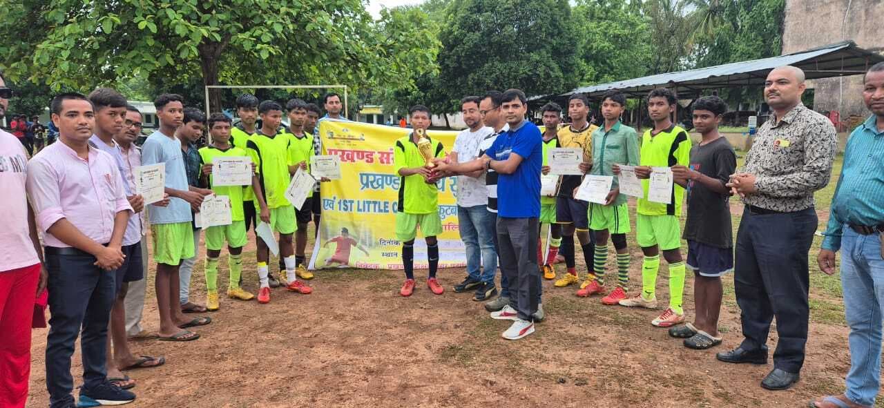 Deoghar news : अंडर-17 बालक वर्ग में सिलगड़िया टीम ने मारी बाजी