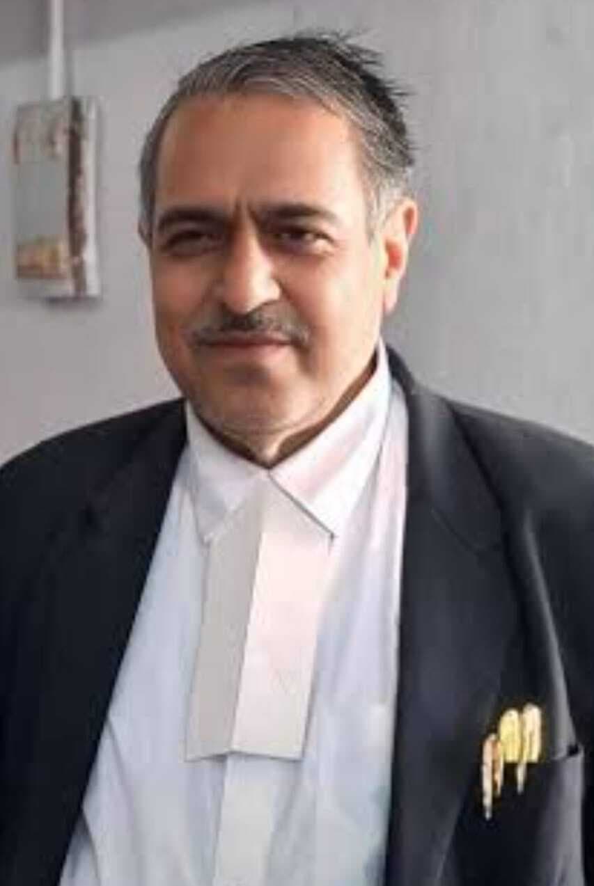 Darbhanga : हत्याभियुक्त वरीय अधिवक्ता अंबर इमाम हासमी को न्यायालय ने जेल भेजा