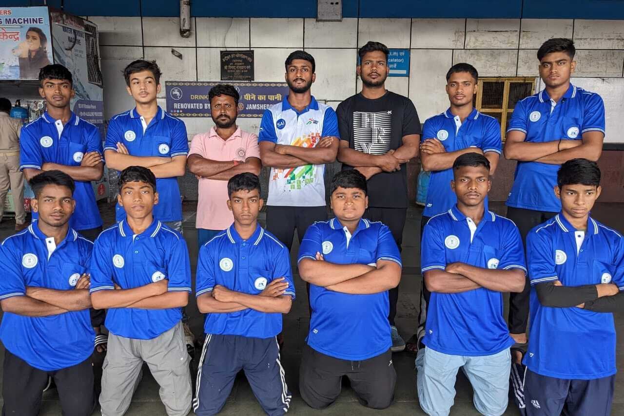 अंडर-15 कुश्ती प्रतियोगिता के लिए राज्य की टीम नागपुर रवाना