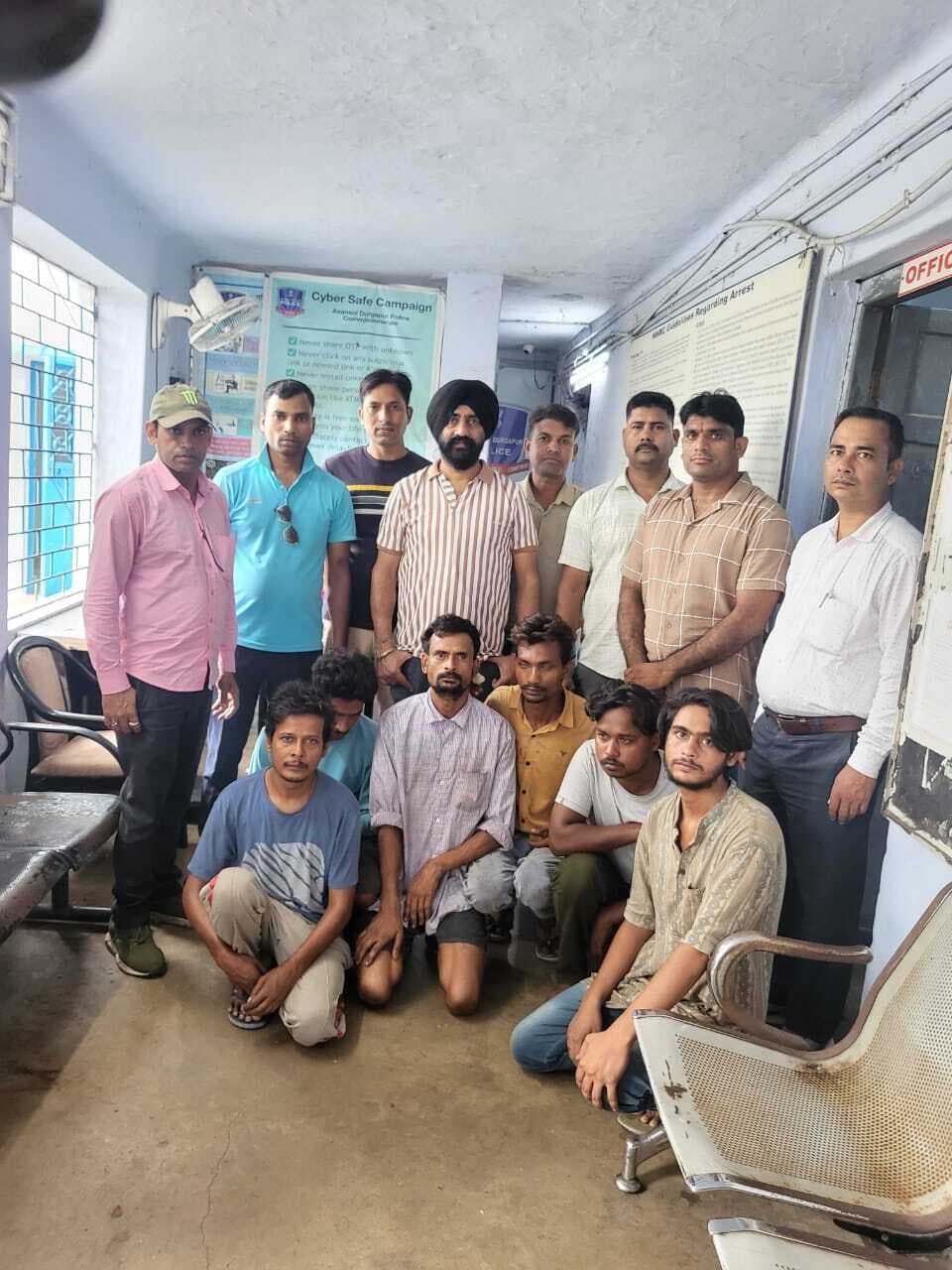 आरपीएफ ने चोरी के आरोप में मिहिजाम से छह लोगों को किया गिरफ्तार