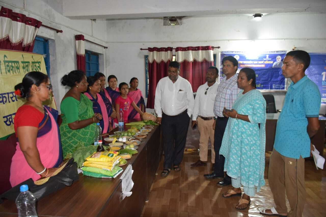 Seraikela Kharsawan News : सरकारी योजनाओं का लाभ उठाएं : प्रमुख