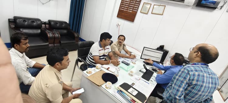 Motihari : साइबर फ्रॉडों के पास से मिले पासबुक की जांच शुरू