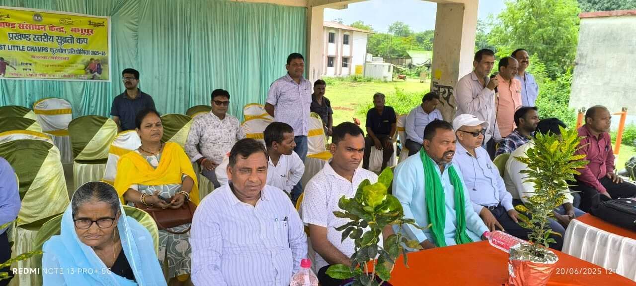 Deoghar news : ग्रामीण क्षेत्र की छुपी प्रतिभाओं को खेल के माध्यम से निखार रही है सरकार : सीओ