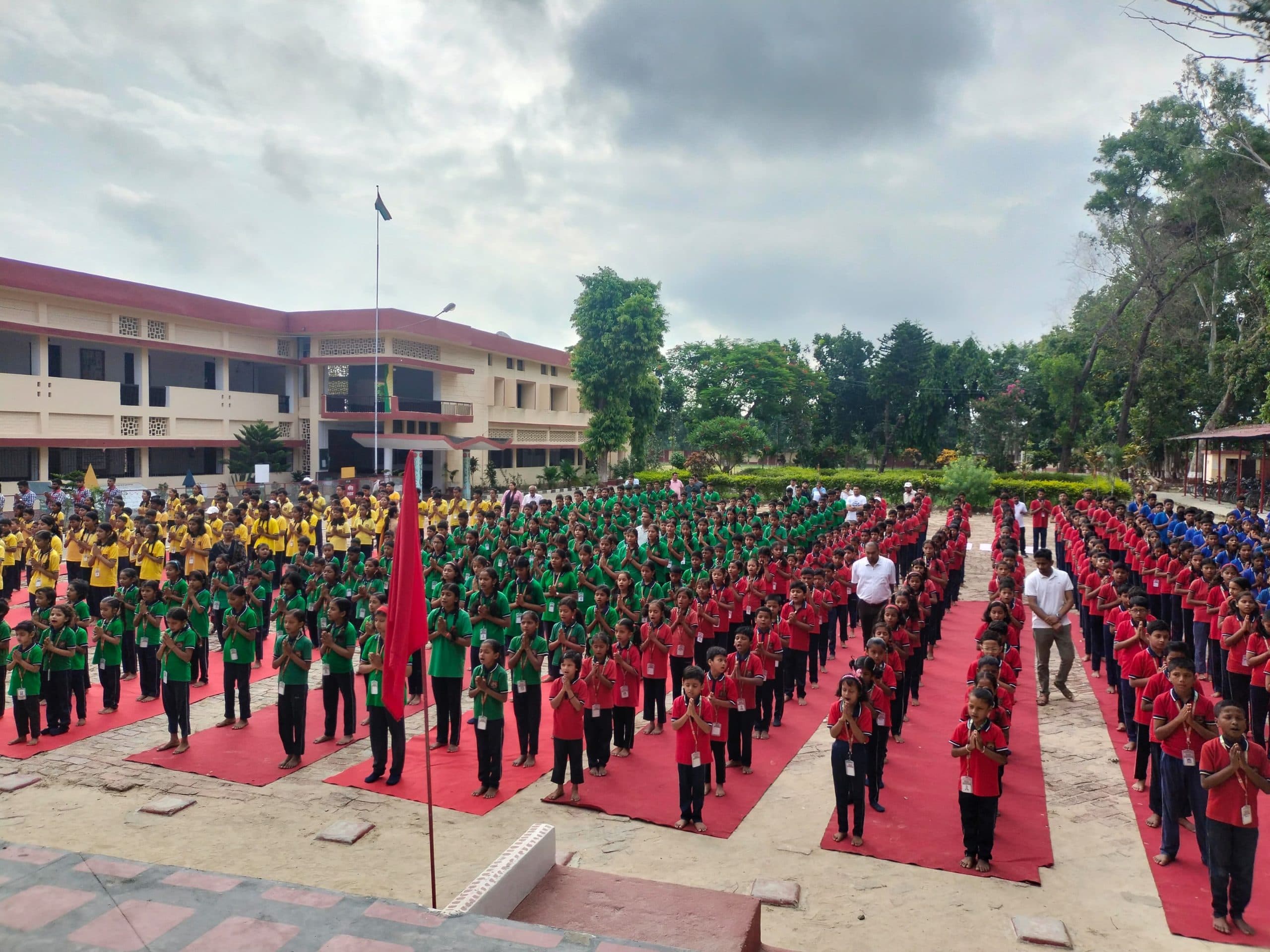 Sitamarhi : योग दिवस में शामिल हुए  926 विद्यार्थी