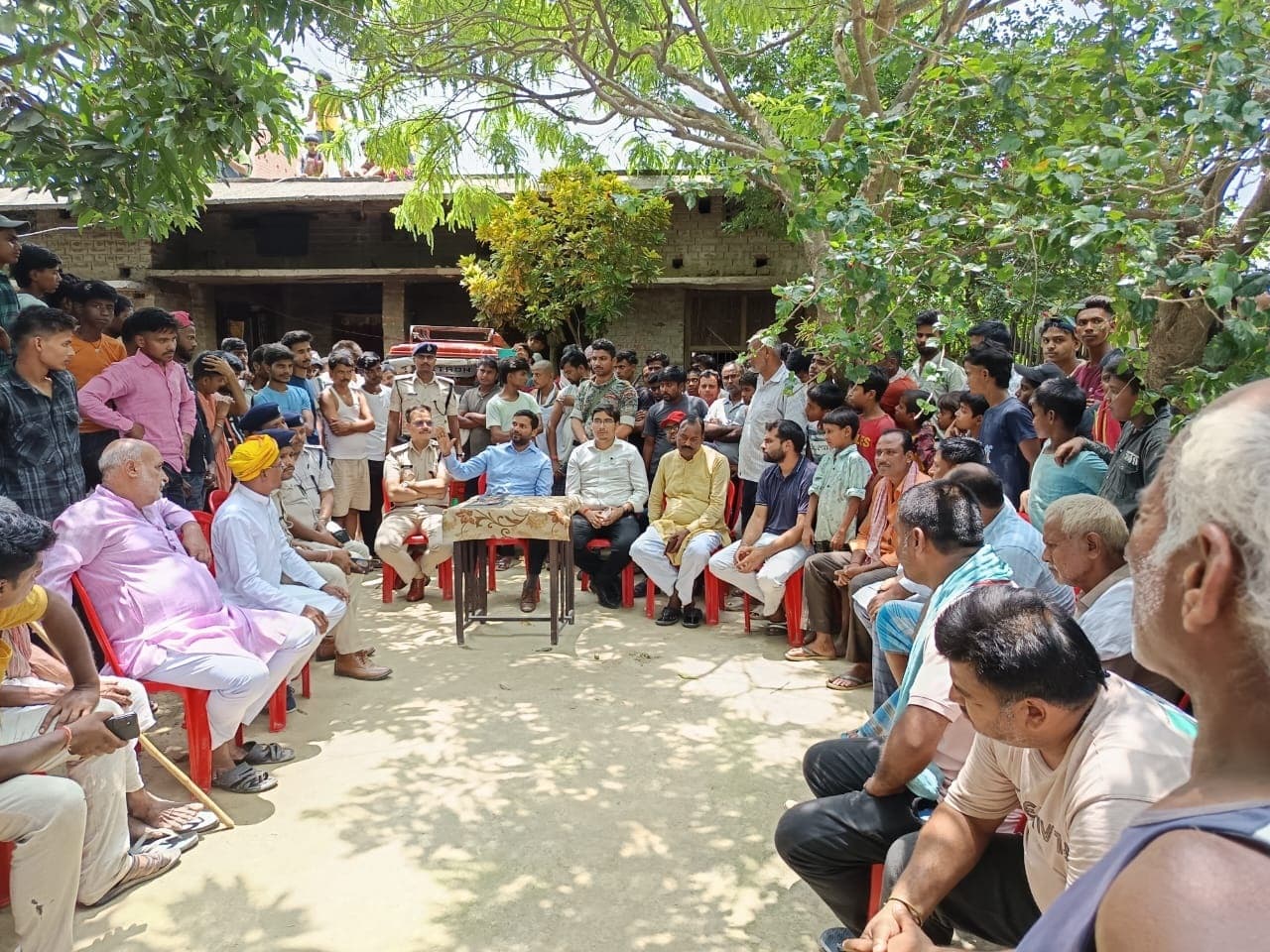 Sitamarhi : असामाजिक तत्वों ने की शांति और सौहार्द बिगाड़ने की कोशिश