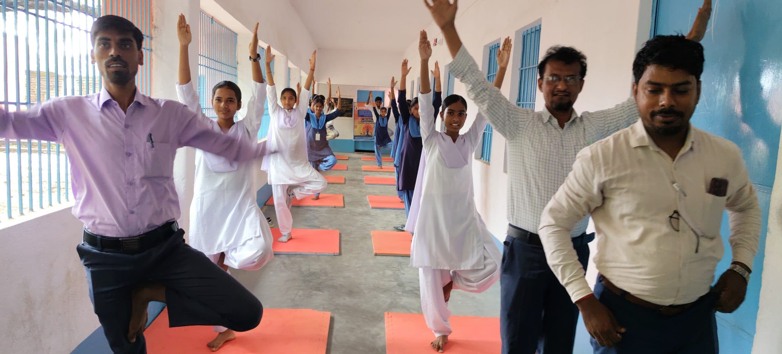 योग करने से शरीर शुद्ध व निरोग रहता है : एचएम