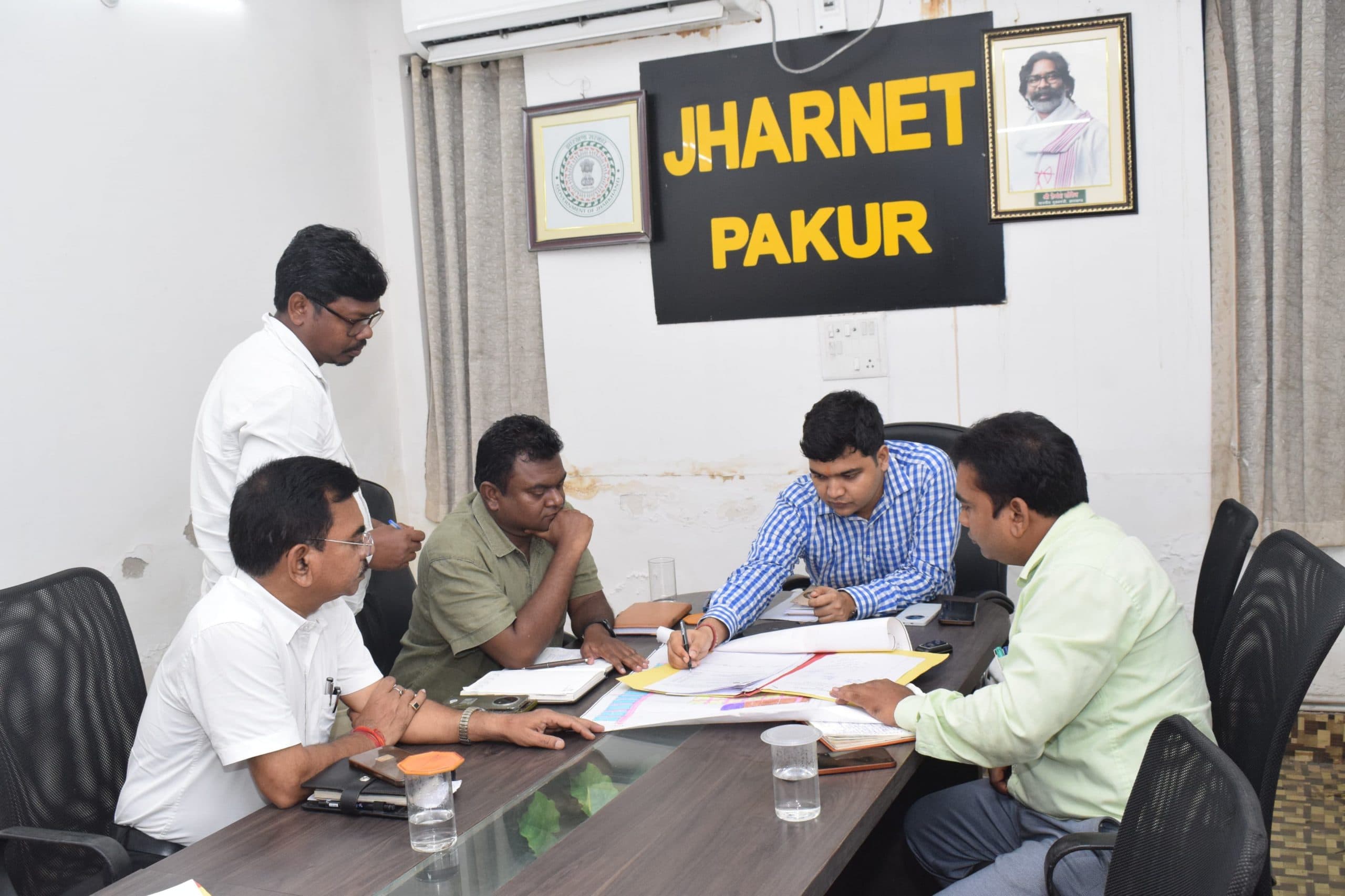 साप्ताहिक हाट की बंदोबस्ती के लिए करें कार्रवाई : डीसी