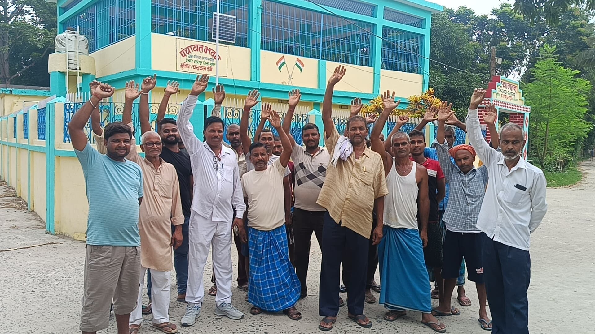 वीरपुर एयरपोर्ट को लेकर जनसुनवाई में रैयतों ने किया विरोध, कहा हमें विस्थापन मंजूर नहीं