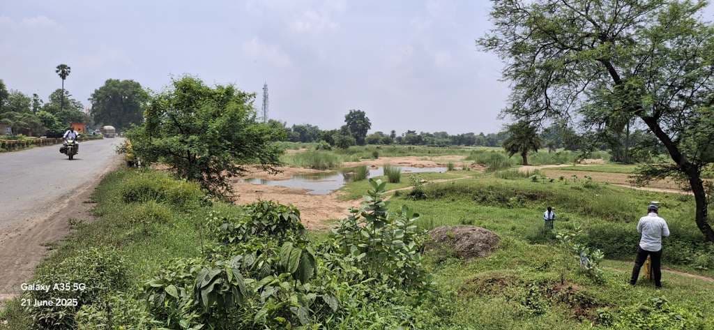 सुखनियां पुल निर्माण को लेकर मिट्टी की हो रही जांच