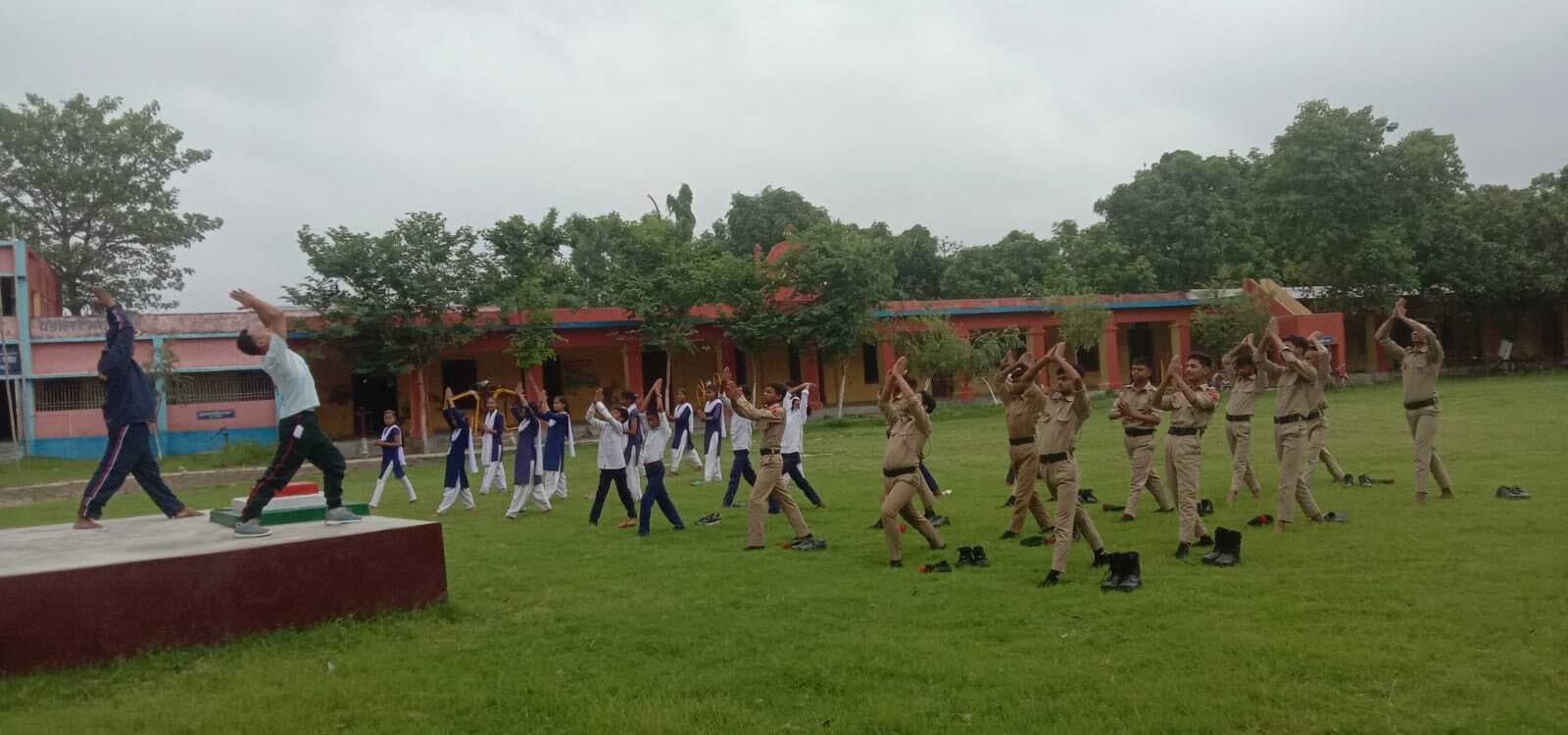 Madhubani News :  एनसीसी कैडेटों में योग के प्रति दिखा उत्साह