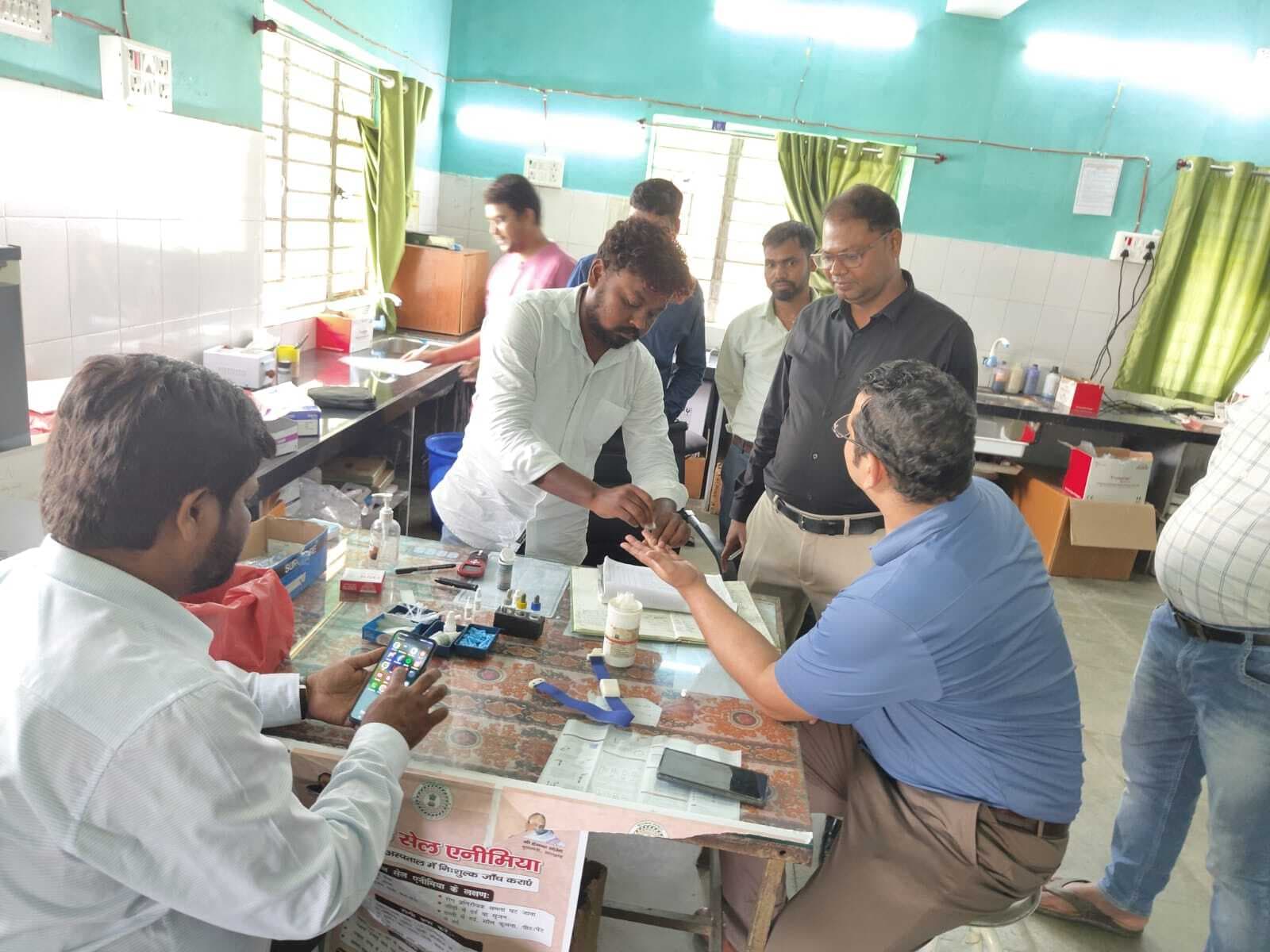 Bokaro News : लाभुकों को सही मात्रा में खाद्यान्न देने का निर्देश