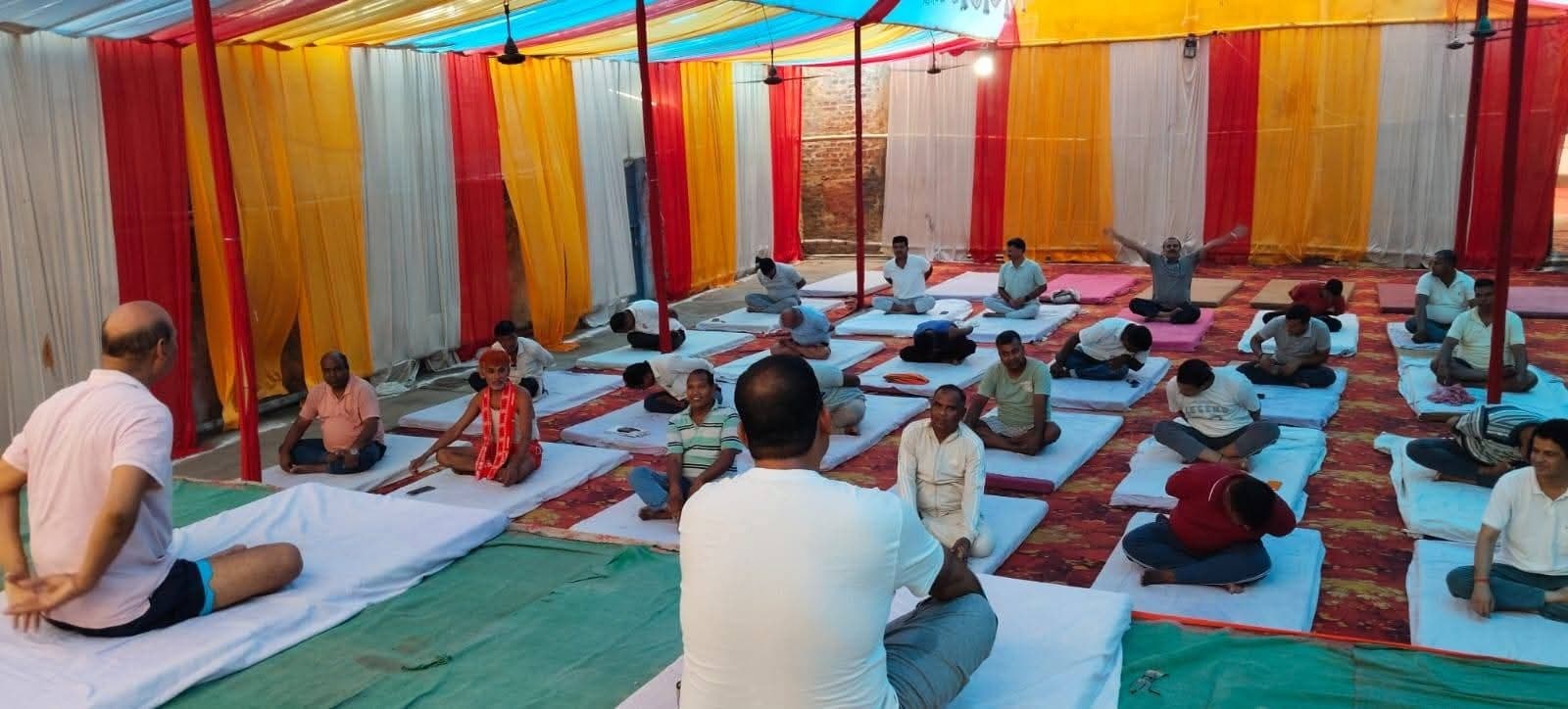 स्वस्थ समाज के लिए योग आवश्यक