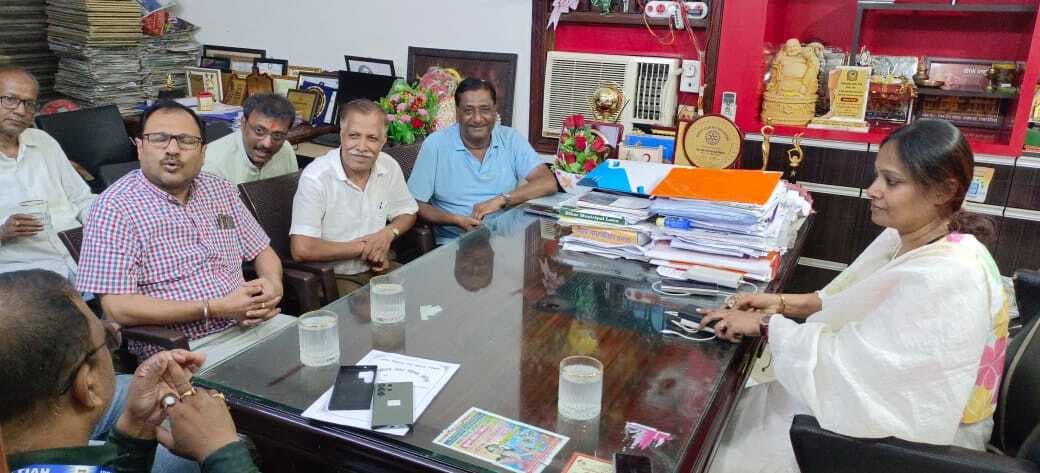 Bettiah : संतघाट मुक्तिधाम तक अब अब पक्का पहुंच पथ
