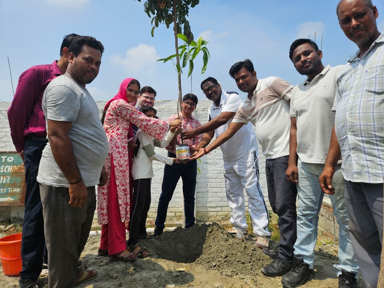 Samastipur News:पौधारोपण कर दिया पर्यावरण संरक्षण का संदेश