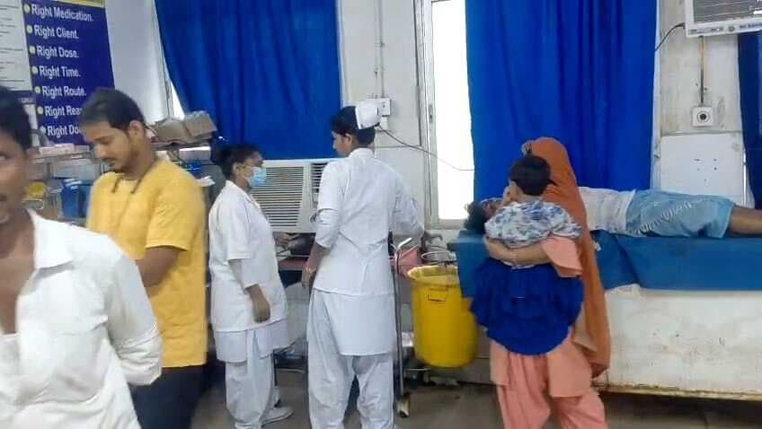 घरेलू विवाद में युवक को पीटकर किया घायल, भर्ती